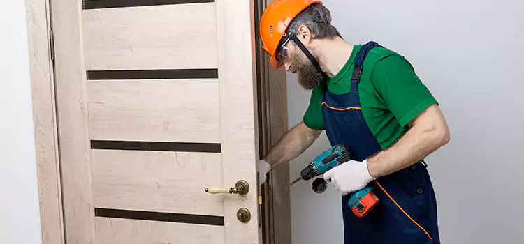 Replace Internal Door Handle with Lock Roseburg