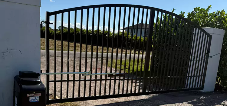 Driveway Fence Repair Roseburg
