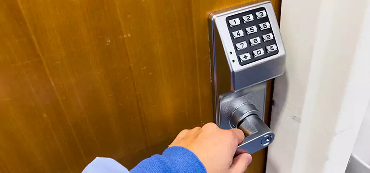 Why Choose Us for Your Keypad Lock Needs in Roseburg, OR?