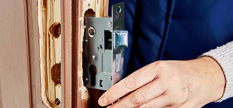 Garage Door Lock Replacement Roseburg
